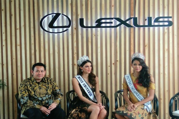  Lexus Undang Miss Universe 2016 &amp; Putri Indonesia 2017