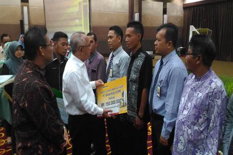  Pemprov Riau Kaji Penambahan Modal Bank Riau Kepri