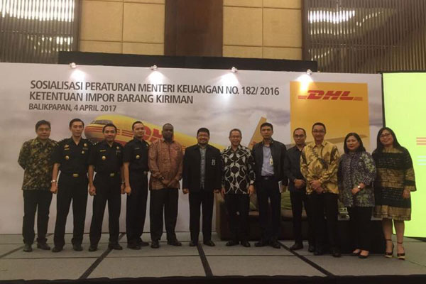  Bea Cukai Kalbagtim Gandeng DHL Dalam Sosialisasi Impor Barang Kiriman