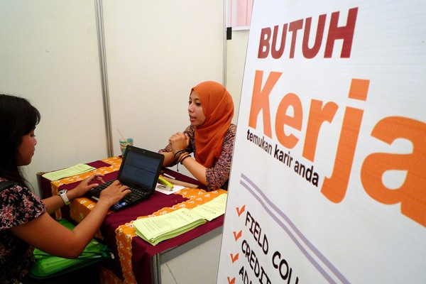  PLN Gelar Rekrutmen di Kampus ITS dan ITB