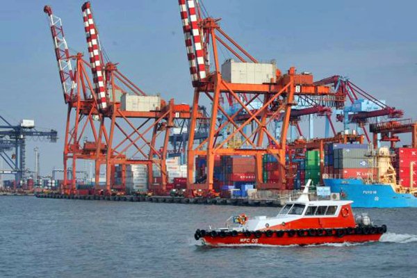  Pelindo II Gandeng Perusahaan Kontainer CMA-CGM