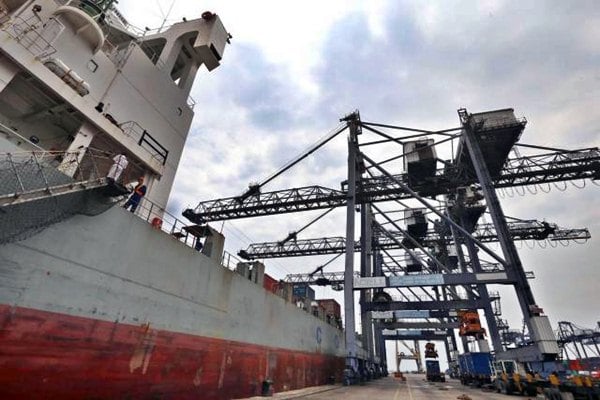  ALFI Sambut Kapal CMA-CGM Titus di Tanjung Priok