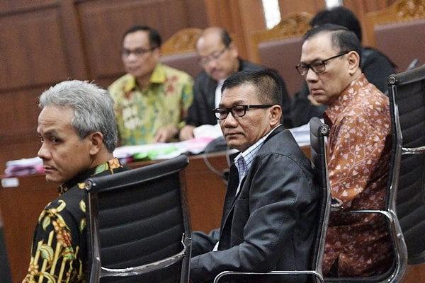  KORUPSI E-KTP: Setya Novanto Bantah Ganjar Pranowo