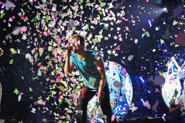  Meriahnya Konser Coldplay di Bangkok