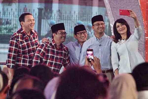  DEBAT FINAL Ahok-Djarot Vs Anies-Sandi, Terlalu Santun, Garing, Tidak Natural