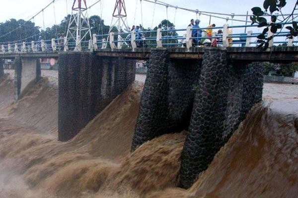  Katulampa Siaga II, Jakarta Diminta Waspadai Banjir Kiriman Pagi Hari