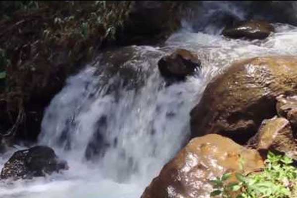  Tanah Retak, Objek Wisata Air Terjun Coban Kromo Ditutup