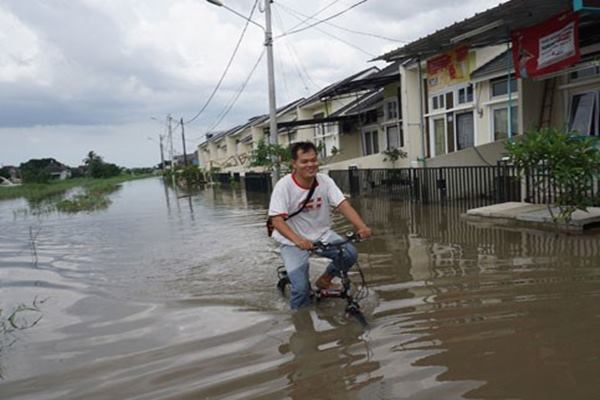  Sungai Batang Pasaman Meluap, Ratusan Rumah Terendam Banjir di Pasaman barat