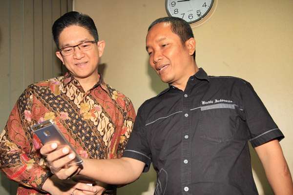  Mengorbankan atau Dikorbankan?