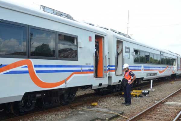  Libur Panjang, PT KAI Tambah 3 Rangkaian Kereta