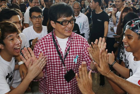  Jackie Chan Bakal Bikin Film di Hongaria