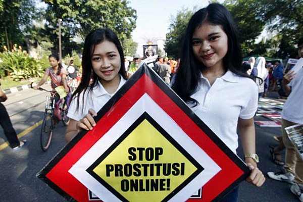  Polresta Samarinda Bongkar Prostitusi Online via Twitter