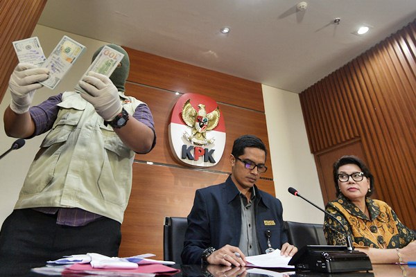  Dalam 7 Bulan, Syafruddin Temenggung Sandang Dua Status Tersangka
