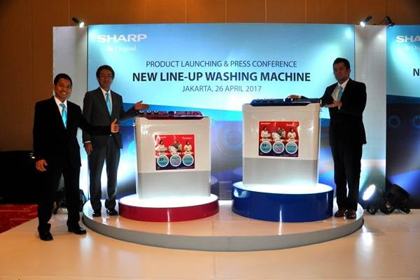  Pabrikan Elektronik: Sharp Tahan Investasi