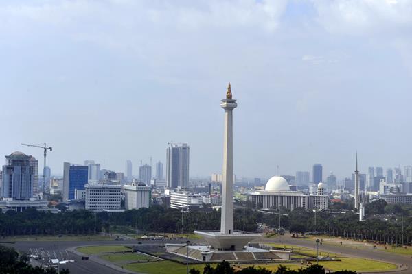  Jokowi Sesalkan Pemerintah Tak Punya Bank Tanah di Jakarta