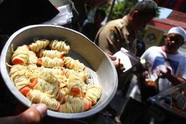  Galakkan Jajan Pangan Sehat, 13 Sekolah Raih Piagam BPOM