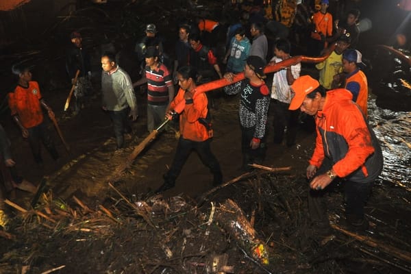  BANJIR BANDANG, Waspadai Hujan Lebih dari 30 Menit