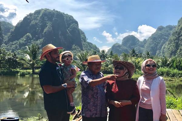  Wapres JK Liburan ke Karst Rammang-rammang di Maros