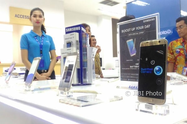  Samsung Buka Gerai Purnajual Premium di Manado