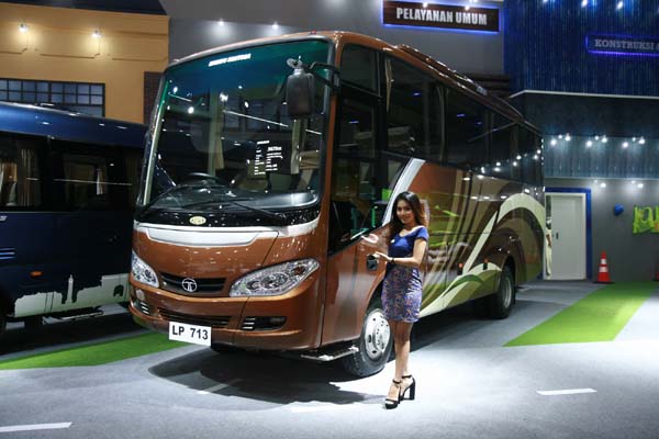 Sosok bus Tata LP 317 di arena Indonesia International Motor Show (IIMS 2017) di JIExpo Kemayoran, Jakarta./Istimewa