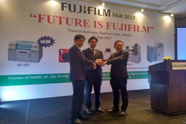  Pasar Mesin Cetak Digital: Fujifilm & Noritsu Berkolaborasi