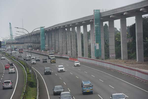  Proyek LRT Bikin Macet, Adhi Karya Minta Maaf