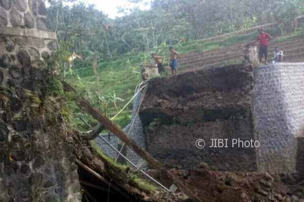  Jembatan Poncol Ambrol, Segera Dibangun Kembali