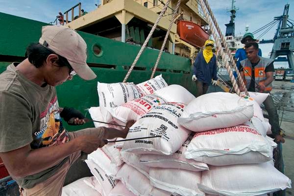  STOK PUPUK : Pupuk Indonesia Atasi Kekosongan