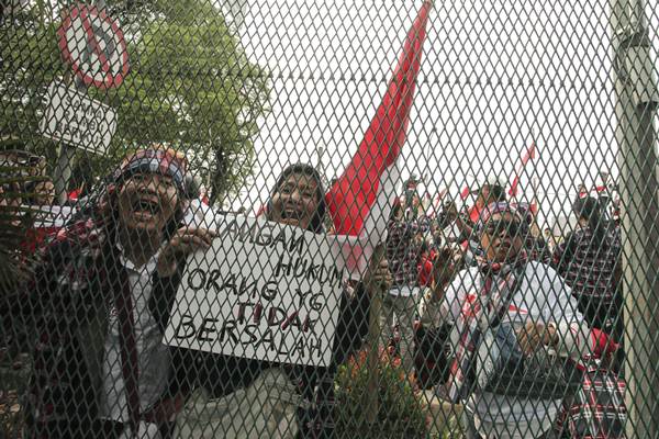  Pendukung Ahok Cemooh Kapolres Metro Jaktim