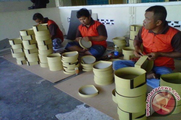  Gubernur Jatim Minta UMKM Ciptakan Produk Berkualitas & Bersaing
