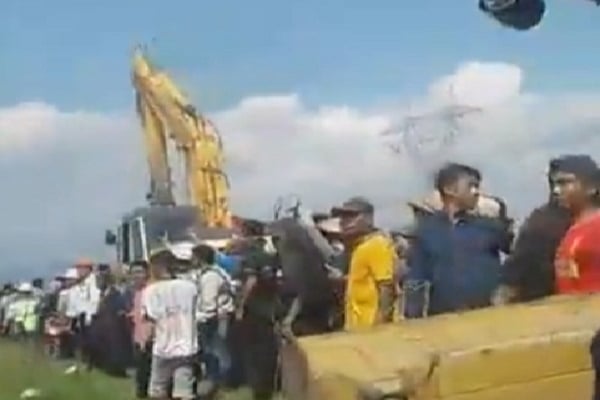  Eksekusi Tol Semarang-Batang Didemo Karena Ganti Rugi Rendah