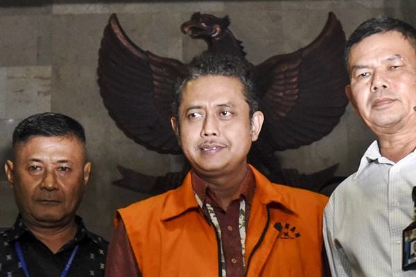  SIDANG GRATIFIKASI PAJAK : Dari Ahmad Dhani sampai Syahrini