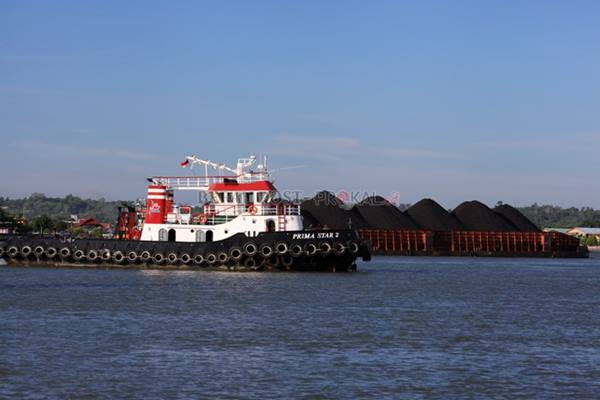  Juru Mudi Tidur, Tugboat Batubara Tabrak 6 Rumah Warga