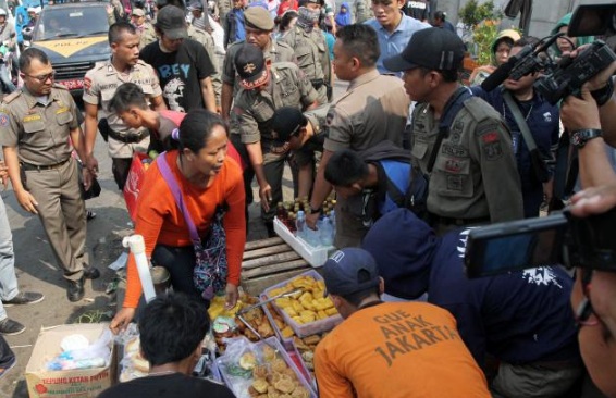  Djarot: PKL Tanah Abang Makin Marak Karena Ada Campur Tangan Pedagang Dalam