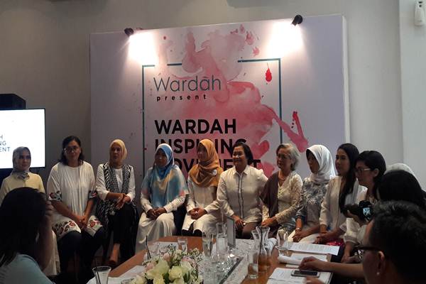  Wardah Beri Penghargaan Bidang Pendidikan