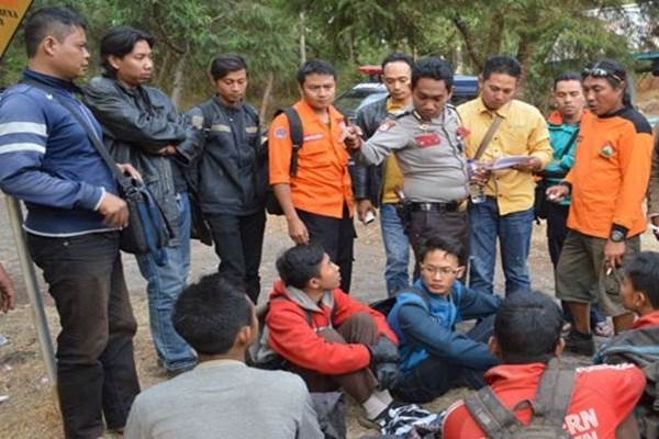  Dua pendaki yang Hilang di Gunung Merbabu Ditemukan Selamat