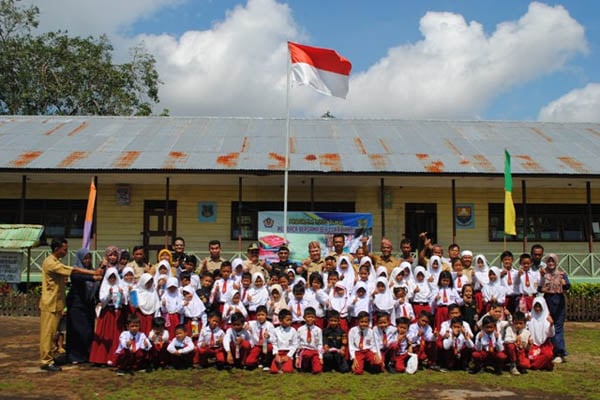  Program Literasi Bea Cukai Jambi Sukses Salurkan Seribu Buku Bacaan Anak