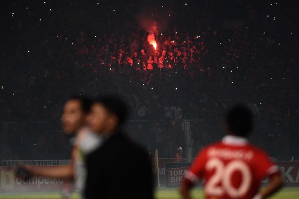  LIGA 1: Pertandingan Persija versus Persib di Bekasi \'Dilarang\'