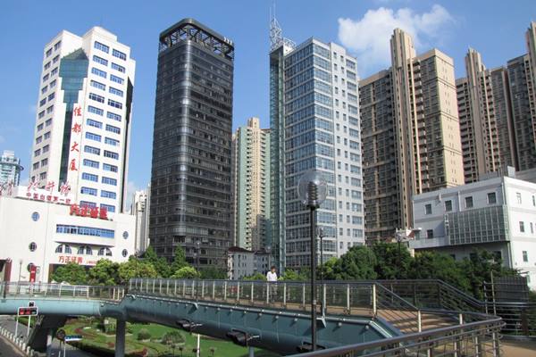  PROPERTI CHINA: Pengetatan Pembelian Batasi Kenaikan Harga Rumah