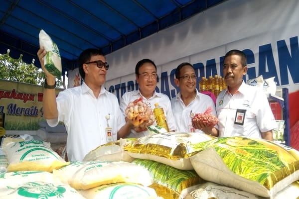  Bulog Jatim Siapkan Pasar Murah di 233 Titik