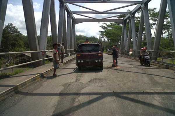 Jembatan Trucuk-Kota Bojonegoro Rampung Akhir 2017