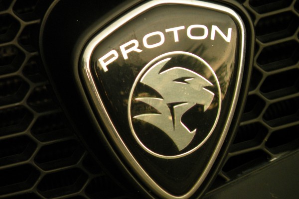  Geely Caplok 49,9% Saham Proton