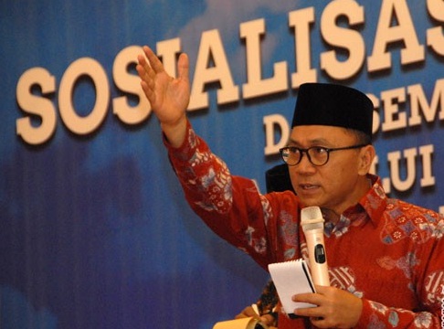  Zulkifli Hasan: Saya Sudah Jatuh Cinta Sama Dedi Mulyadi