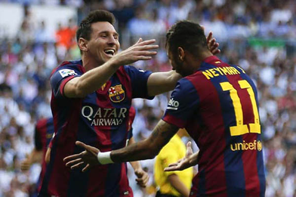 Dua bintang Barcelona Lionel Messi (kiri) dan Neymar da Silva Jr. bakal mengobrak-abrik pertahanan Deportivo Alaves di final Copa del Rey./Reuters Sergio Perez