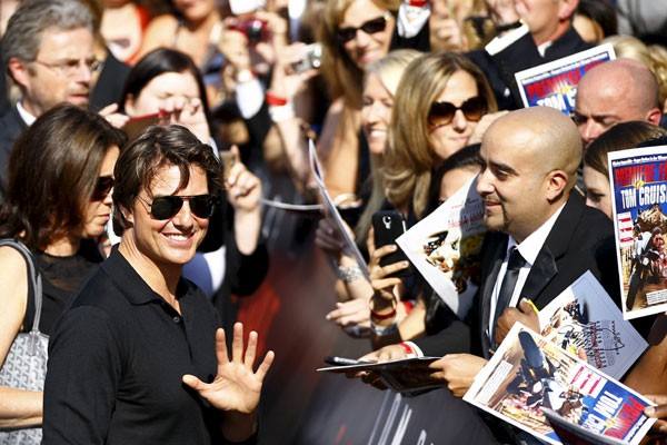  Tom Cruise Bintangi Sekuel “Top Gun”