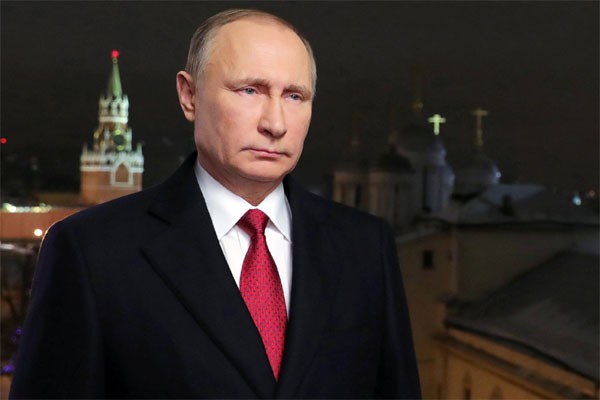  Bagi Senator AS Ini, Vladimir Putin Lebih Berbahaya Ketimbang ISIS