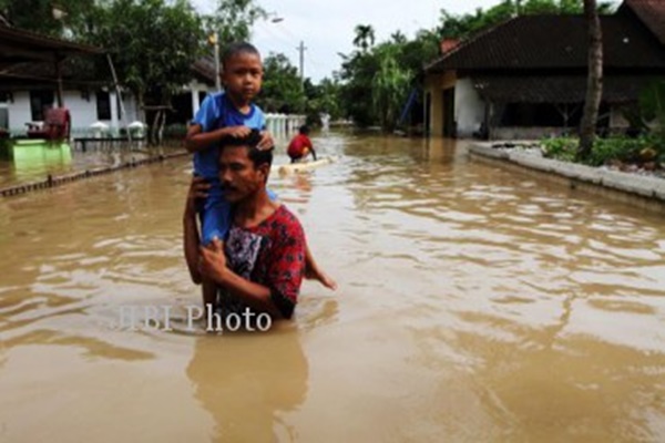  Banjir, Pemkot Padang Liburkan Siswa SD dan SMP