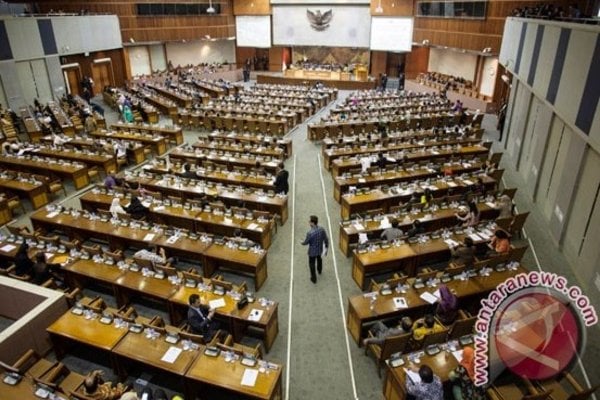  Soal Penambahan Kursi DPR, Mendagri Membantah Ada Barter