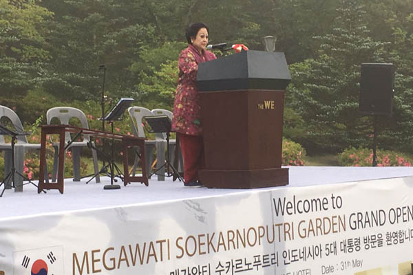  Ada Megawati Soekarnoputri Garden di Pulau Jeju