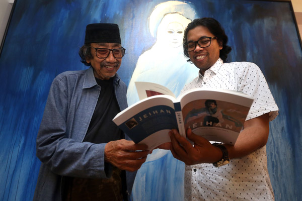  FOTO: Jeihan Luncurkan Buku \"Maestro Ambang Nyata dan Maya\"